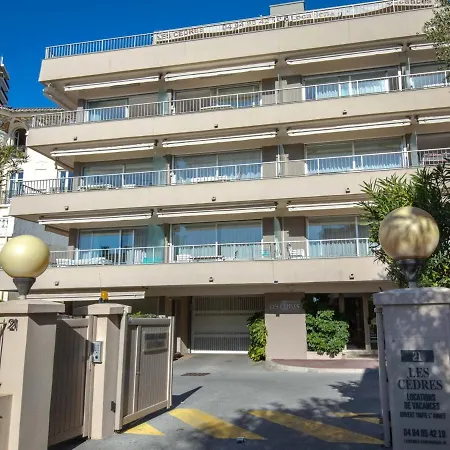 Ideal Centre-ville St-raphael, Climatise, Proche Et Commerces, Balcon, Wi-fi, Parking Optionnel - Fr-1-466a-35 Apartamento *