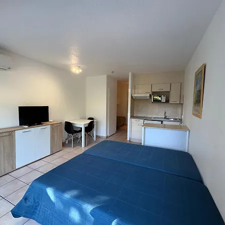Apartmán Ideal Centre-ville St-raphael, Climatise, Proche Et Commerces, Balcon, Wi-fi, Parking Optionnel - Fr-1-466a-35 *
